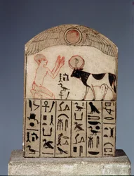Stele für den Apis-Stier
